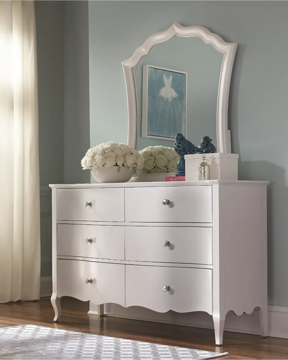 Tiffany Pearl White 6-Drawer Traditional Dresser-1