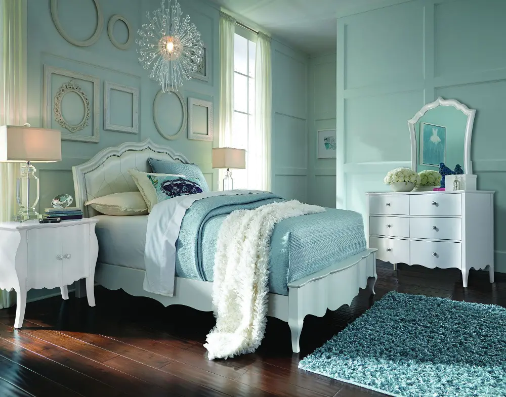 Tiffany Pearl White 4 Piece Twin Traditional Bedroom Set-1
