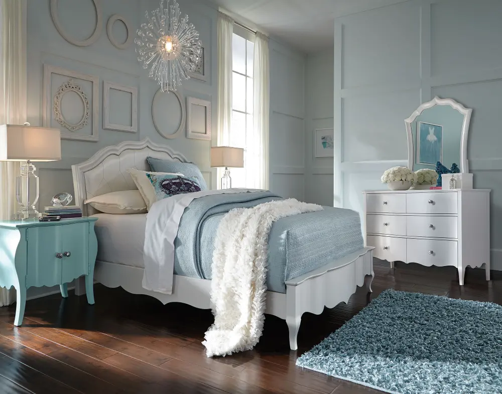 Tiffany Pearl White & Blue 4 Piece Twin Traditional Bedroom Set-1