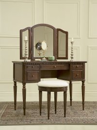 Warm Cherry Traditional Vanity Set