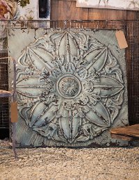 Vintage Blue Metal Flower Decor-2