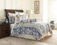 Queen Rochelle Bedding Collection