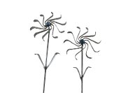 G61 Metal Garden Art Spirona Flower Set