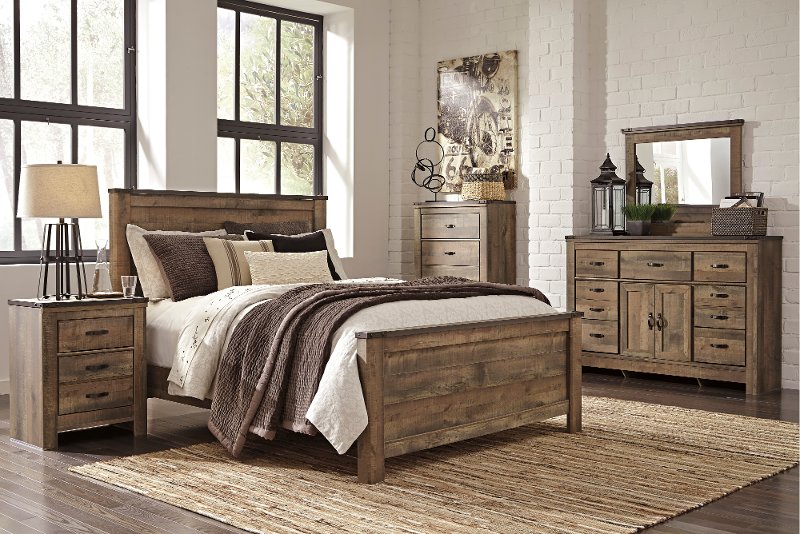 Contemporary Rustic Oak 4 Piece Queen Bedroom Set Trinell