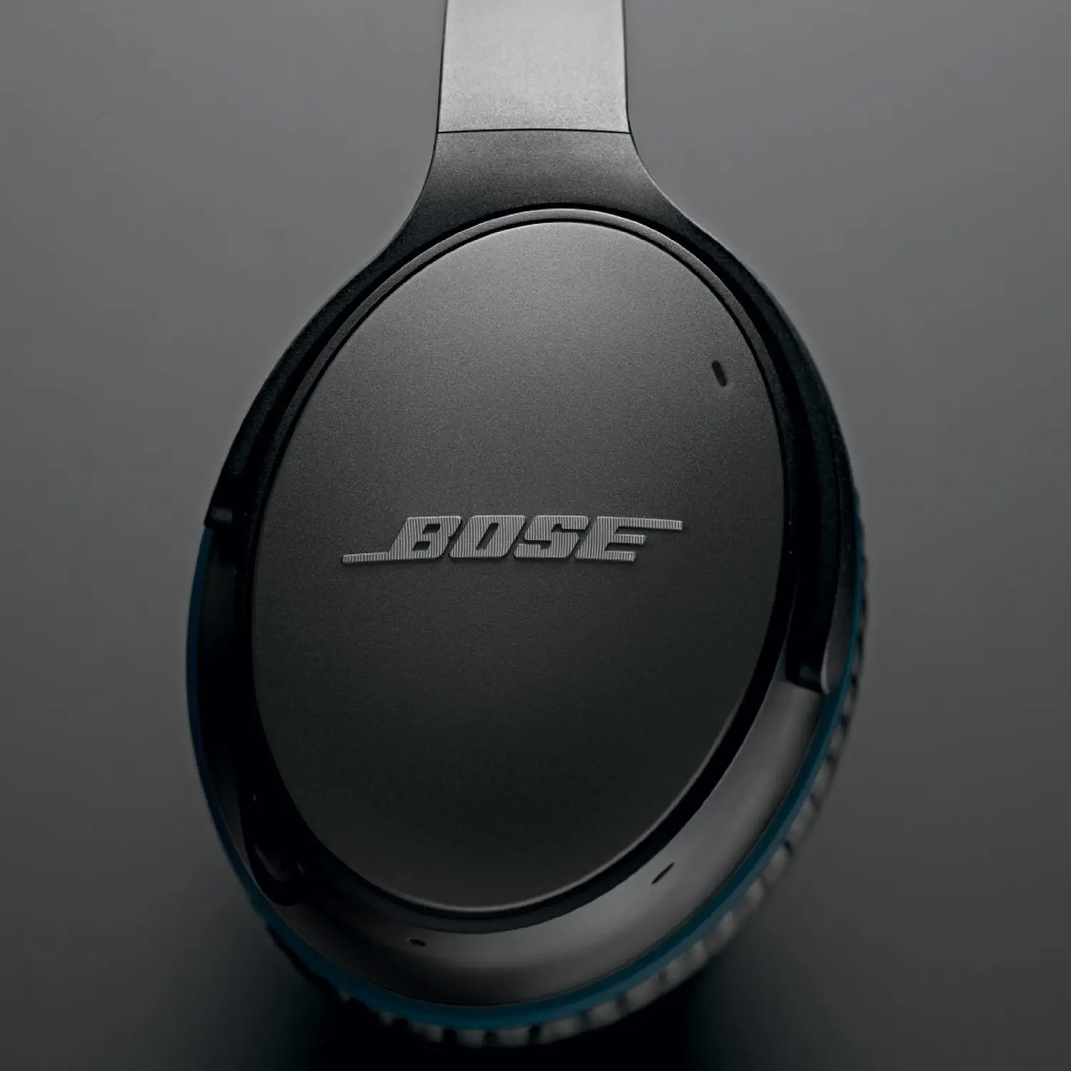 Bose QuietComfort 25 Acoustic Noise Cancelling Headphones for Apple iOS Devices-5