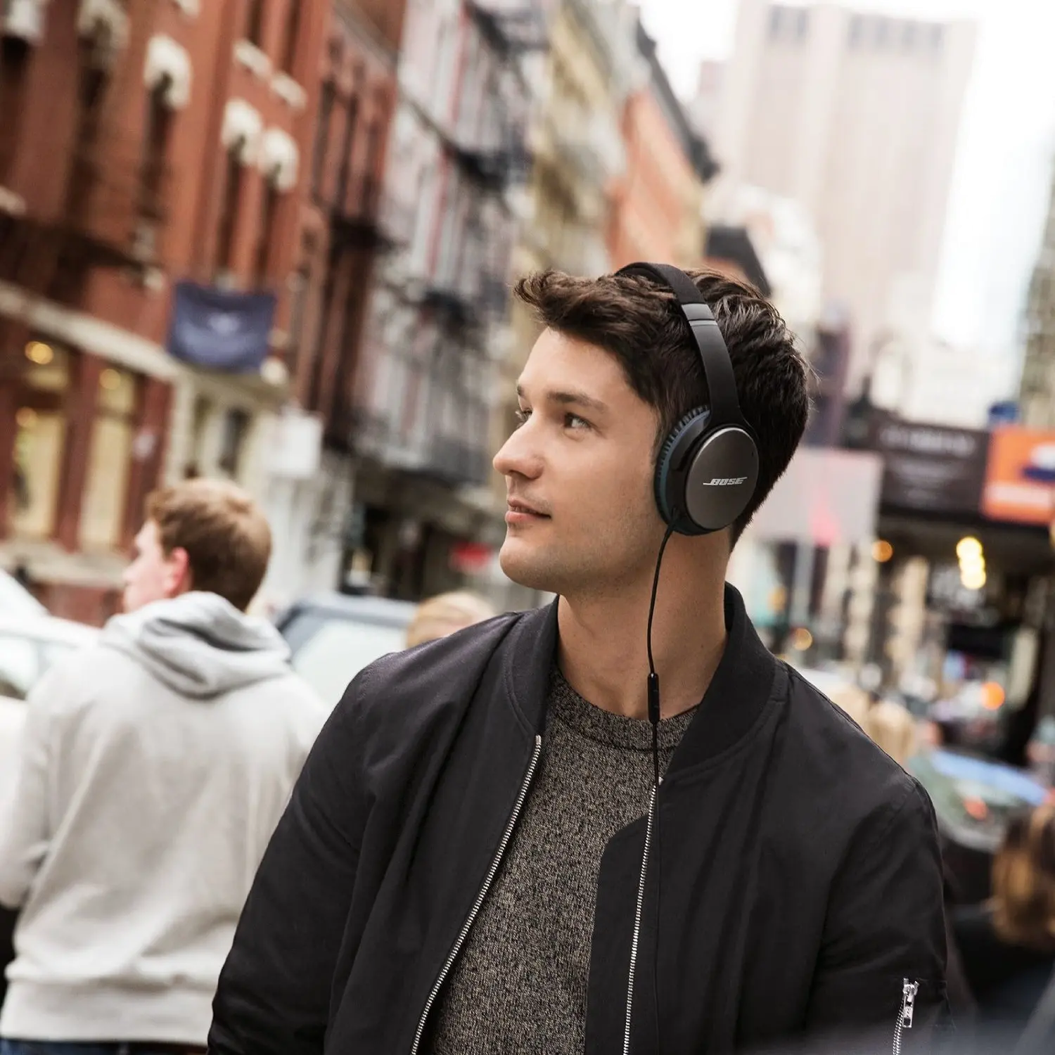 Bose QuietComfort 25 Acoustic Noise Cancelling Headphones for Apple iOS Devices-7
