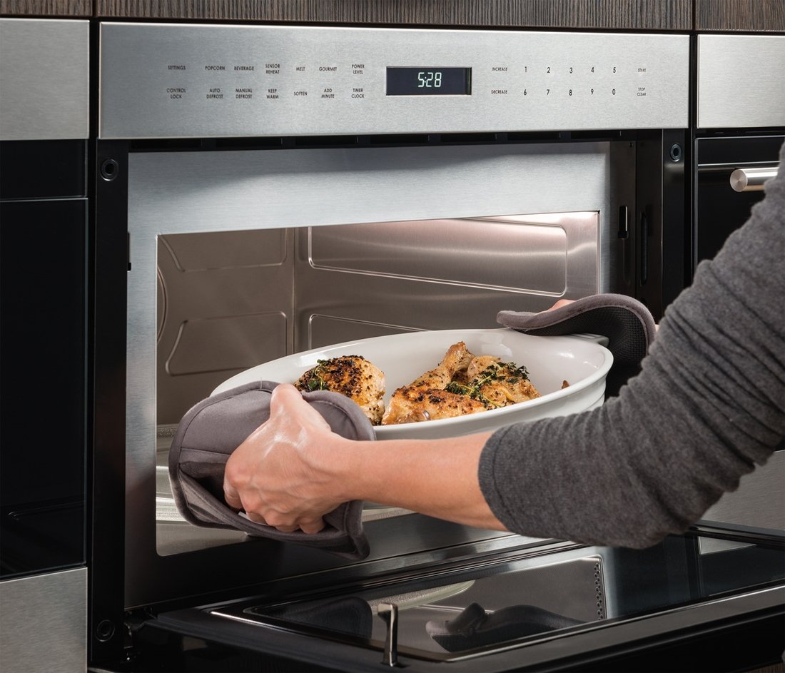 MDD30TE/S/TH Wolf 30 Inch Transitional Drop Down Door Microwave Oven - Stainless Steel-2