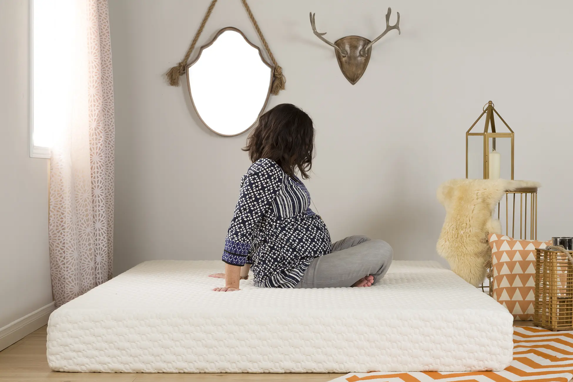 100155 White Basic 8 Inch Memory Foam Queen Mattress - Somea-4