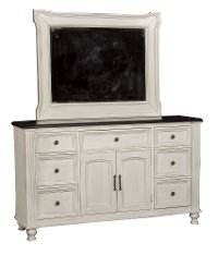 Weathered White Casual Traditional Dresser - Carriage House