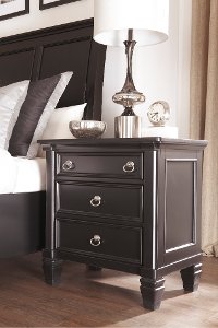 Three Drawer Night Stand - Greensburg