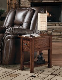 8710-031 Rustic Dark Brown Oak Side Table