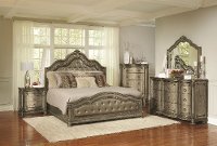 Traditional Platinum Gold 4 Piece King Bedroom Set - Seville