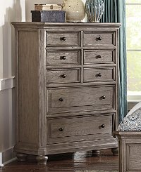 Traditional Gray Oak Chest of Drawers - Lavonia