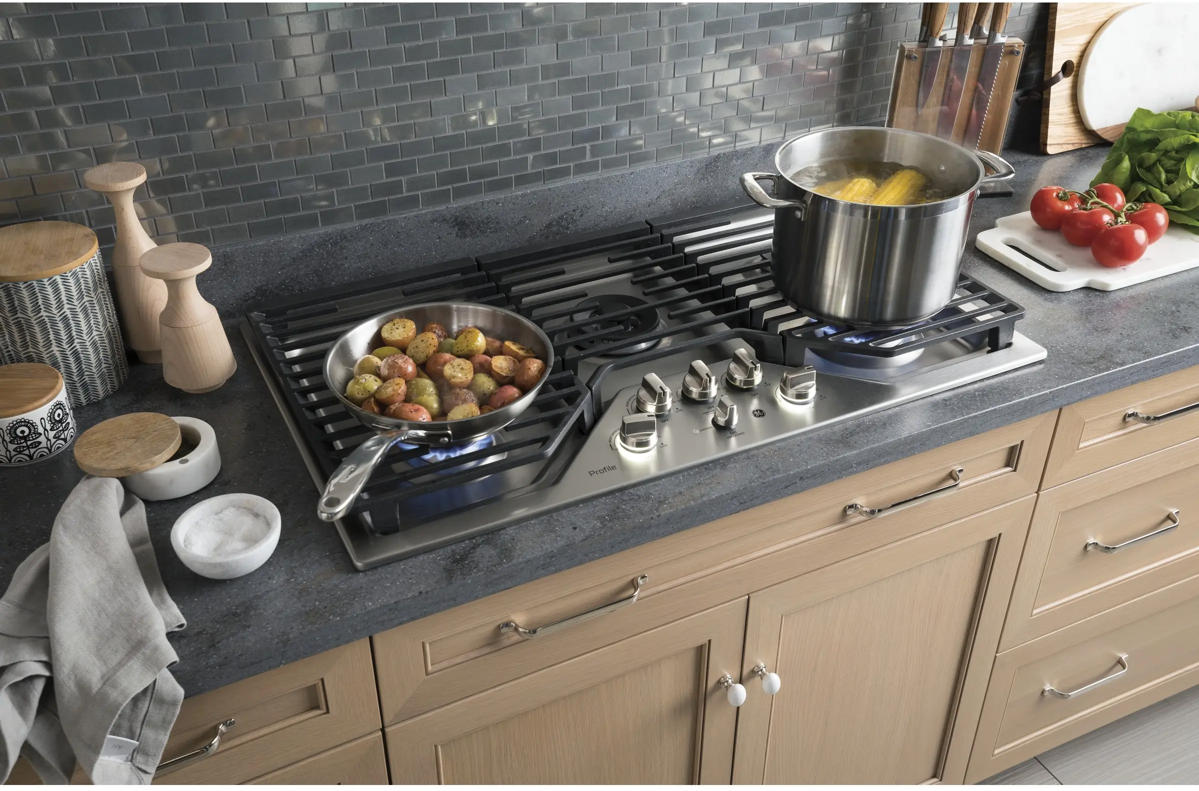 PGP9036SLSS GE Profile 36 Inch 5 Burner Gas Cooktop - Stainless Steel-2