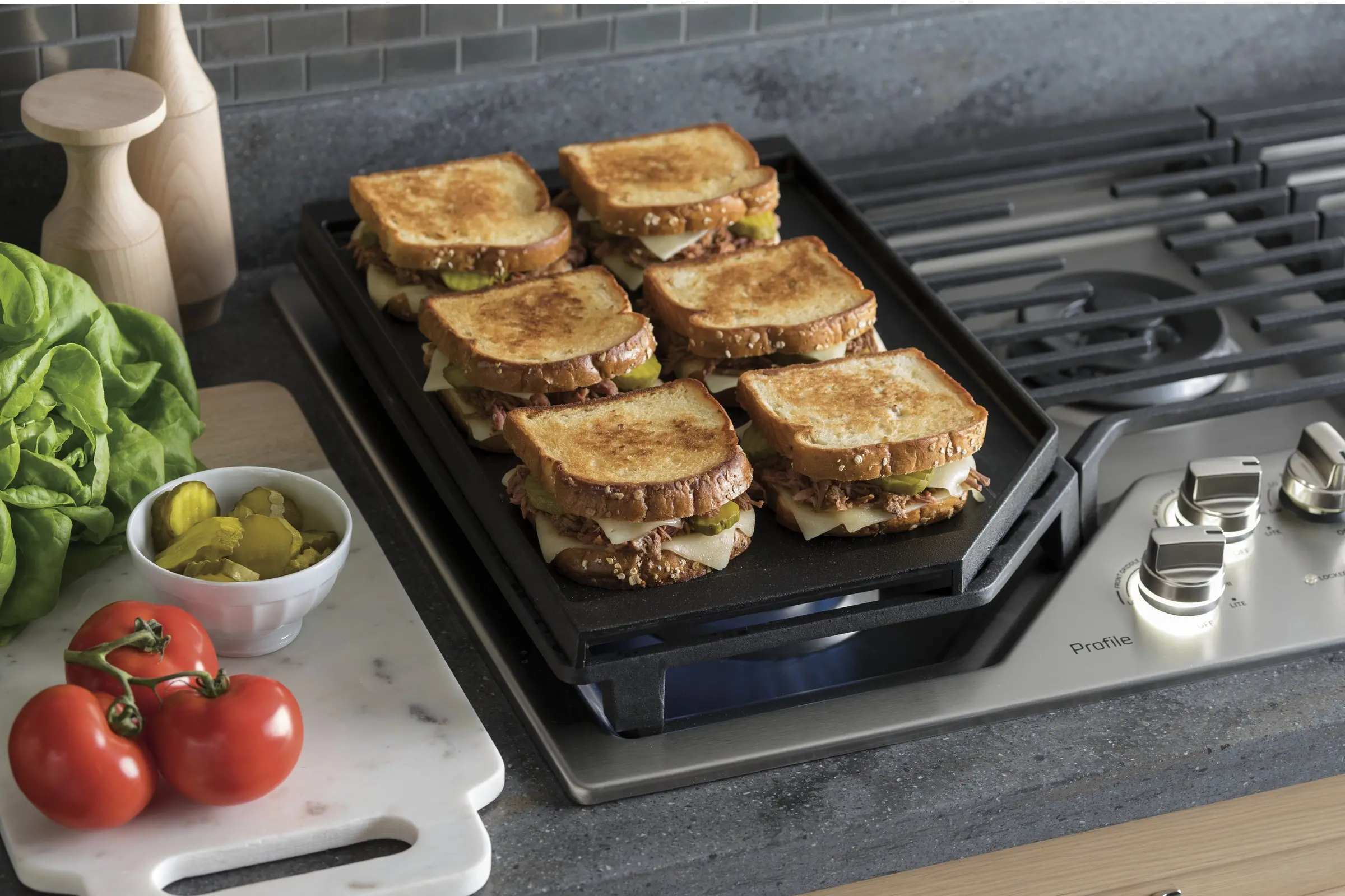 PGP9036SLSS GE Profile 36 Inch 5 Burner Gas Cooktop - Stainless Steel-7