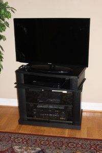 08999 Swivel Top Black TV Stand (32 Inch) - Maren