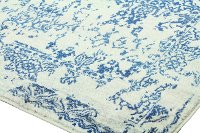 8 x 10 Large Ivory and Blue Rug - Everek