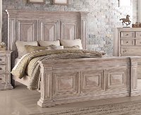 Rustic Traditional Cream Queen Bed - Santa Fe