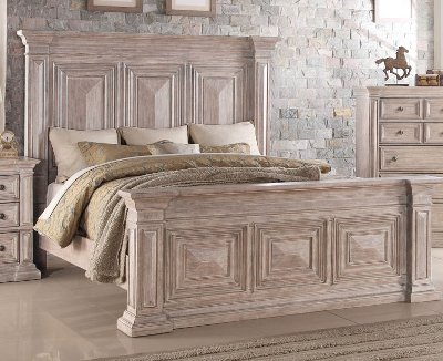 Rustic Traditional Cream Queen Bed - Santa Fe