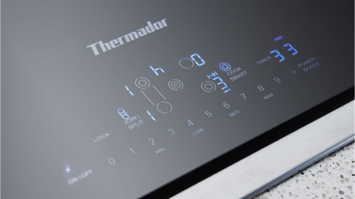 CET305TB Thermador 30 Inch Electric Cooktop - Black-2