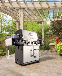 958884 Broil King Imperial 590 Liquid Propane Grill - Stainless Steel