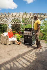 956214 Broil King Regal 420 Pro Liquid Propane Grill - Black