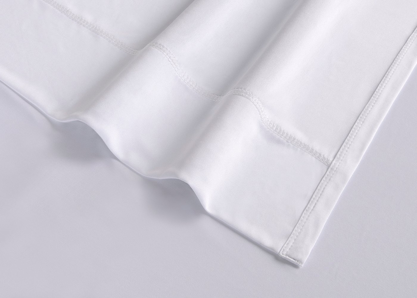 S03TBMQ01 Bedgear White Dri-Tec Performance Queen Bed Sheets-2