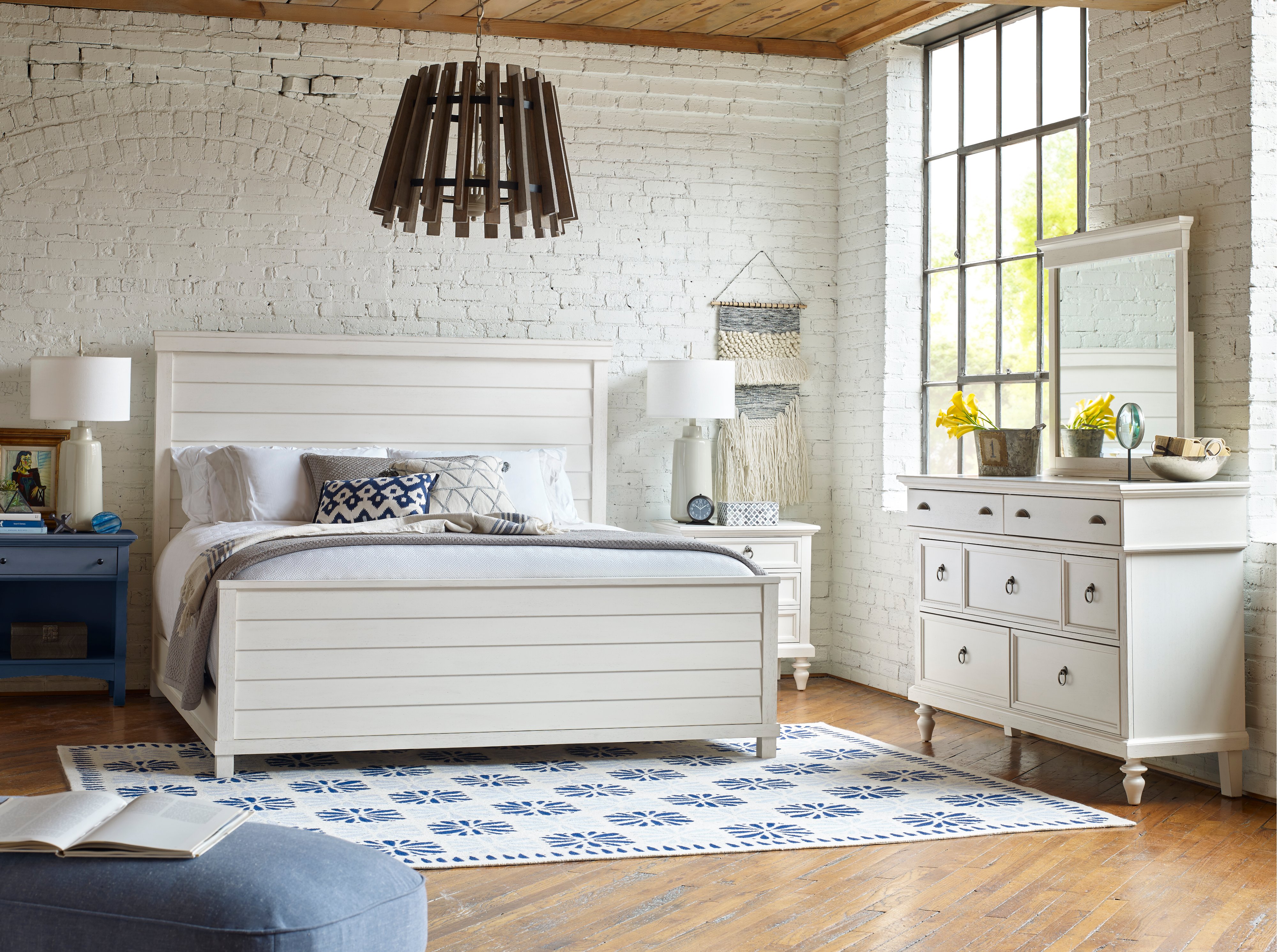 KIT Rustic Casual White 4 Piece King Bedroom Set - Ashgrove-2