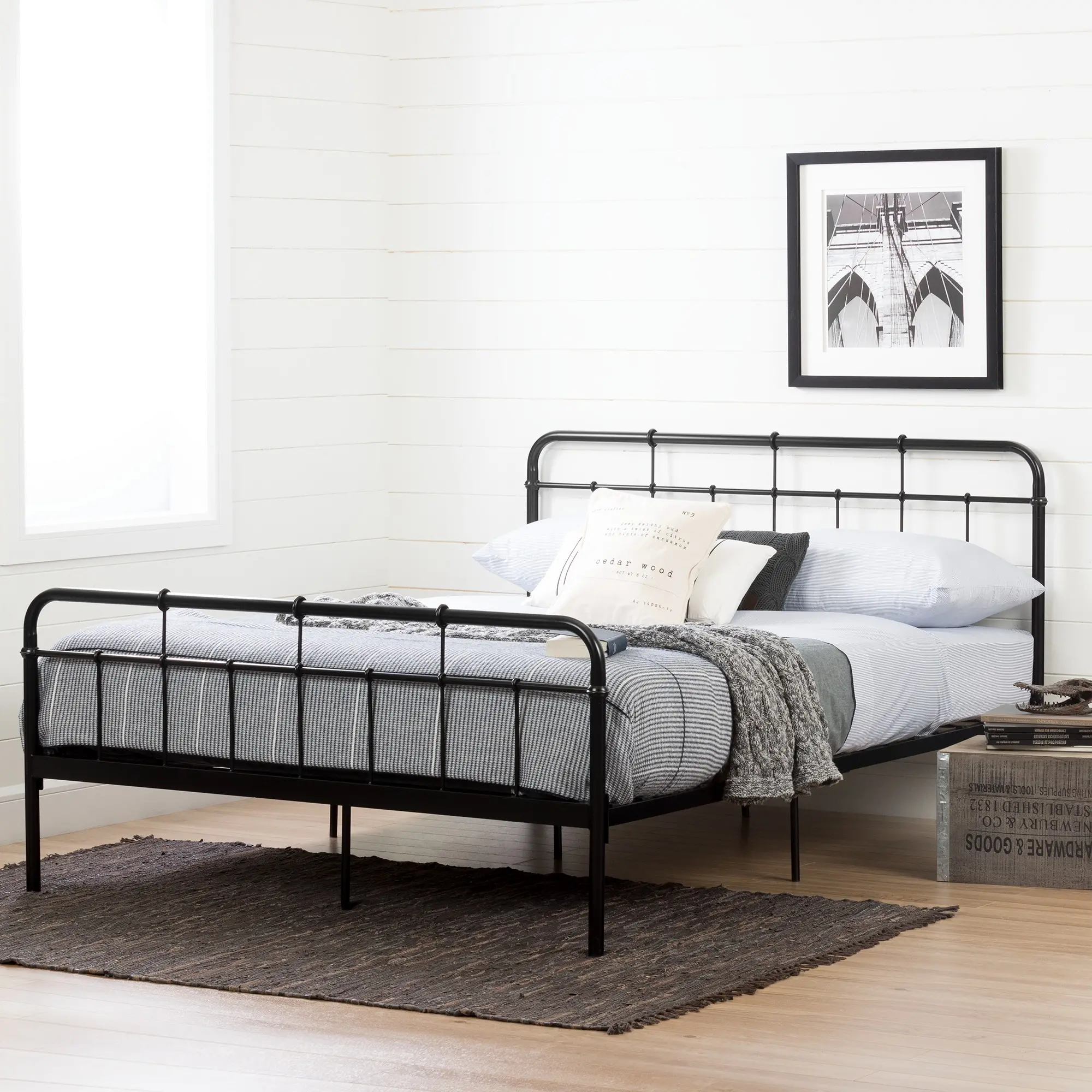 11683 Versa Black Industrial Metal Queen Platform Bed-1