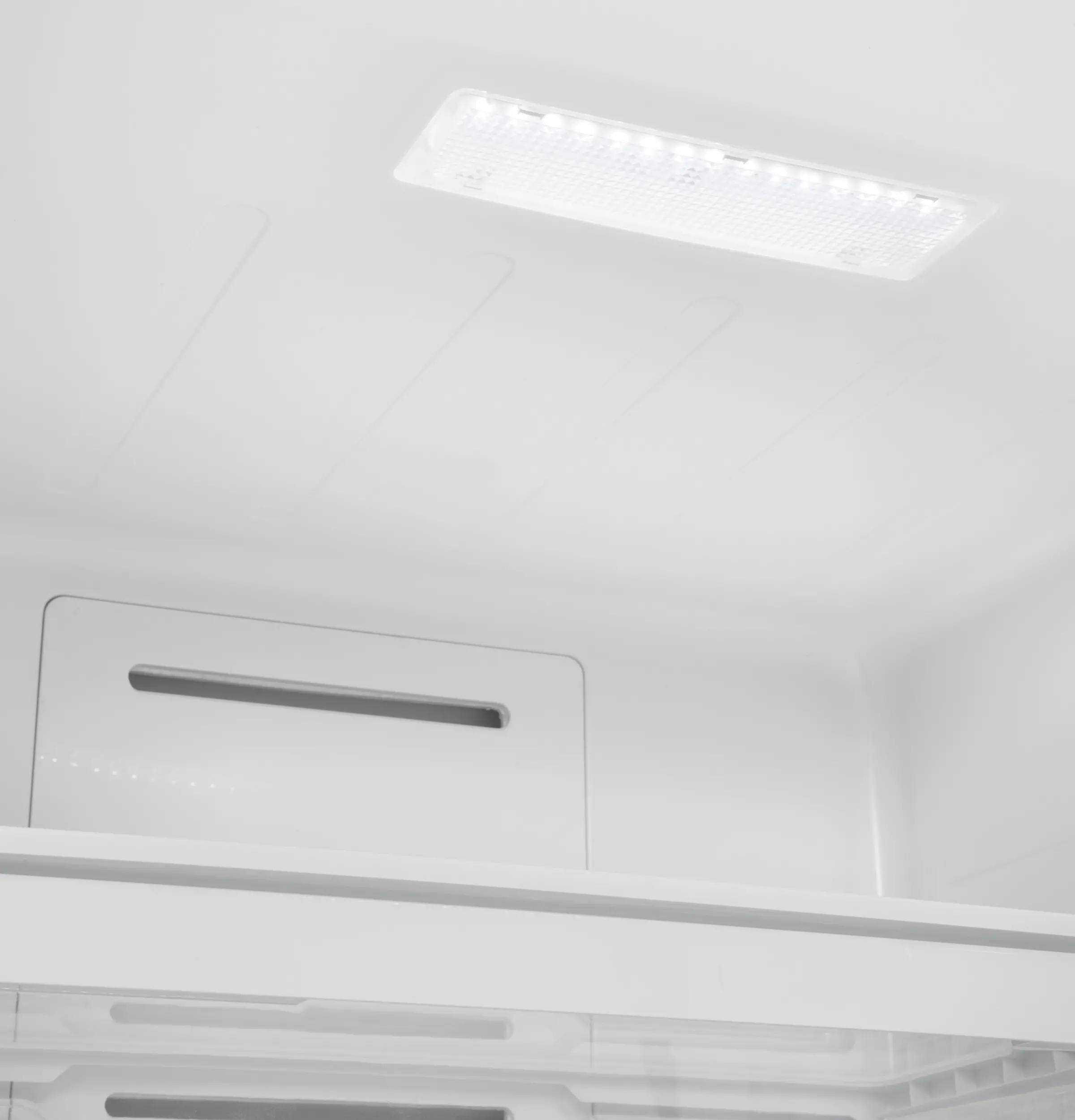 FUF17DLRWW GE 17.3 cu ft Upright Freezer - White-5