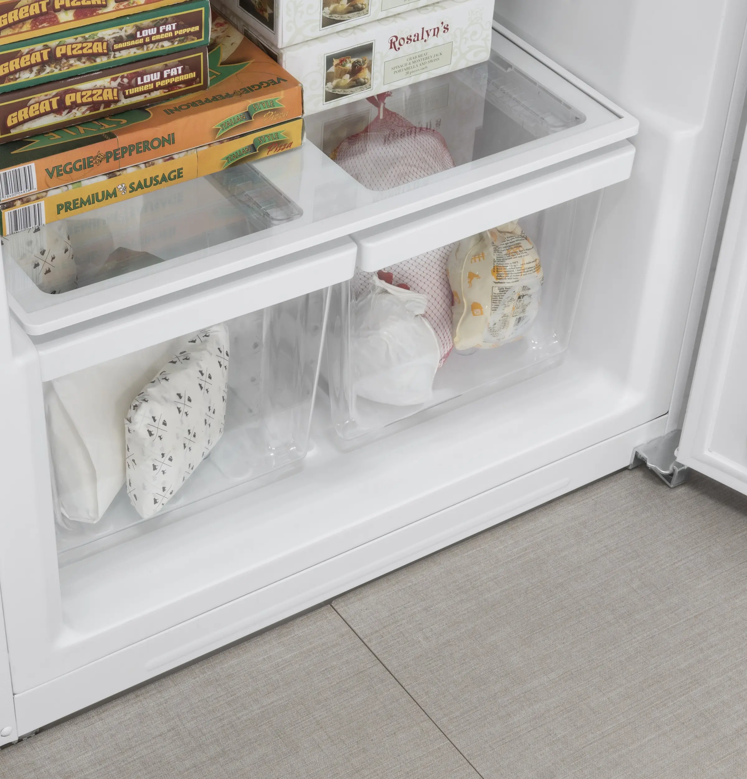 FUF21DLRWW GE 21.3 cu ft Upright Freezer - White-5