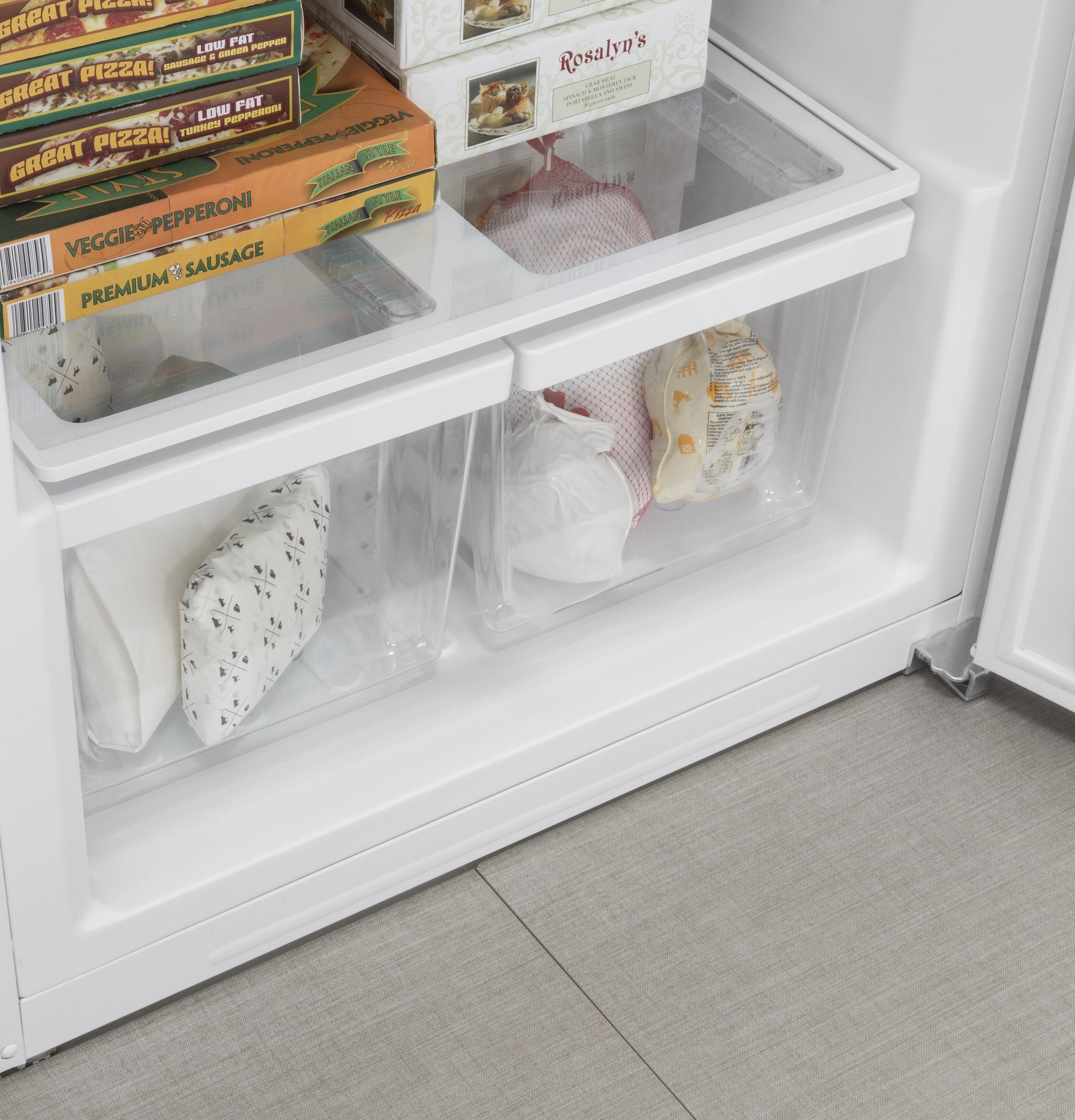FUF21DLRWW GE Upright Freezer - 21.3 Cu. Ft. White-5