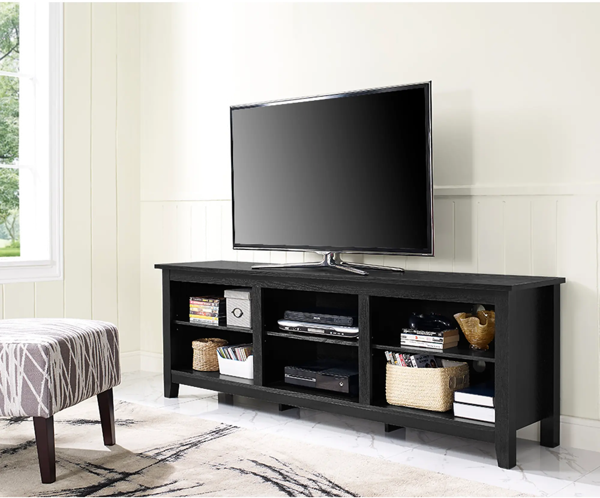 W70CSPBL Modern 70 Inch Black TV Stand-1