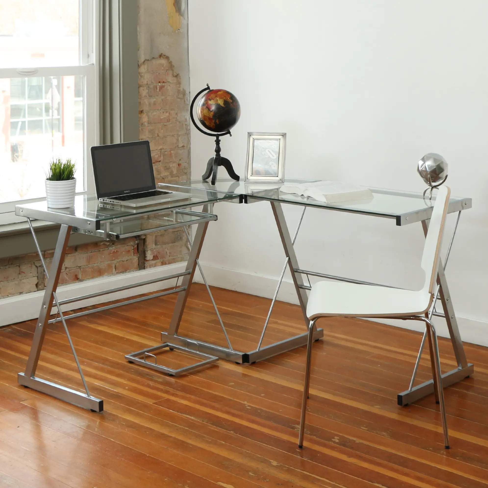 D51L29 Silver L Shaped Corner Glass Desk-1