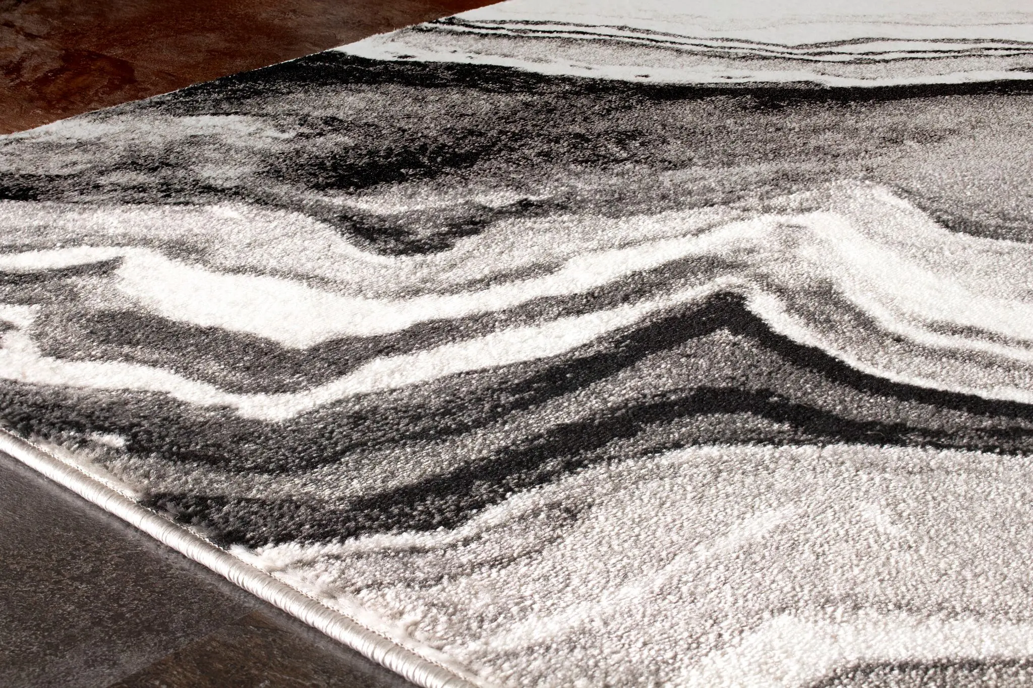 Platinum 5 x 8 Wood Grain Gray, White and Black Area Rug-3