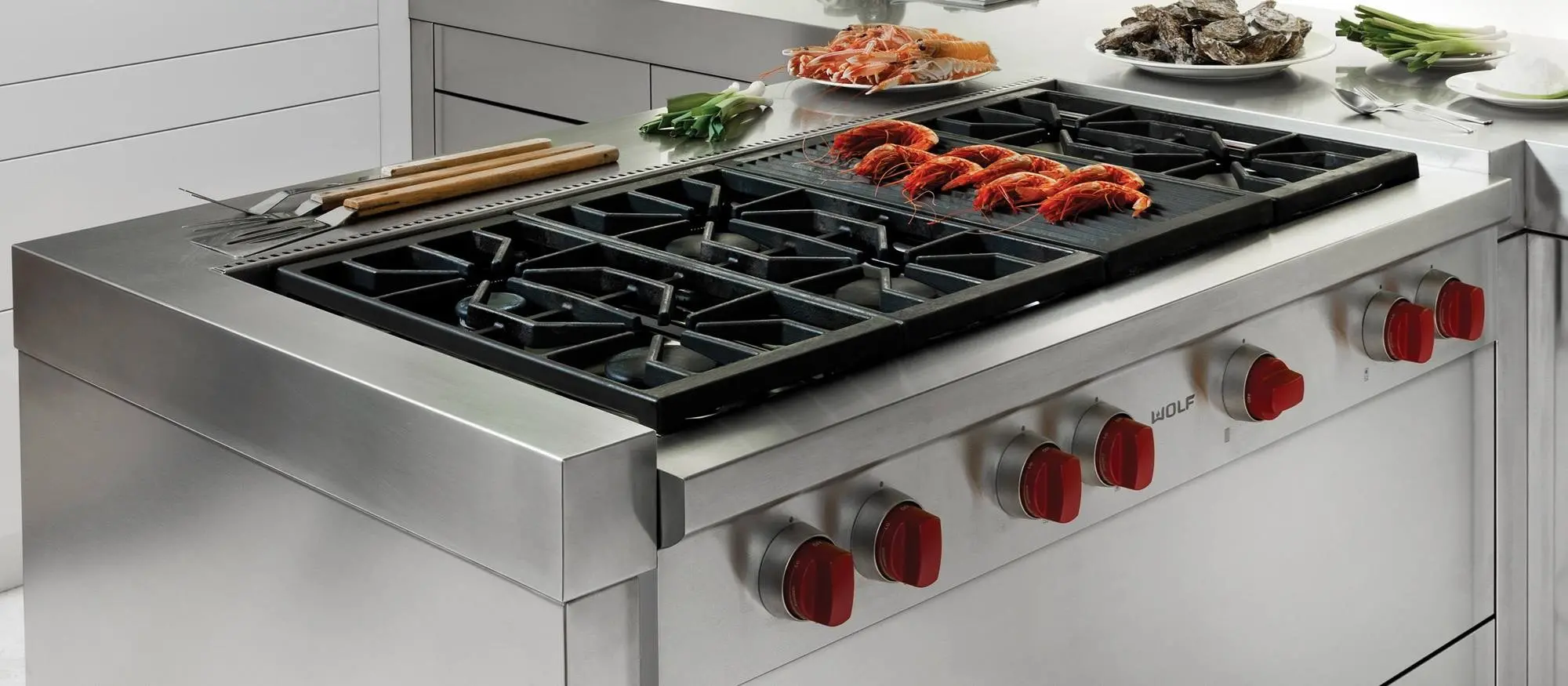 SRT486C-LP Wolf 48 Inch Sealed Burner LP Gas Rangetop with Six Burners and Infrared Charbroiler - Stainless Steel-3