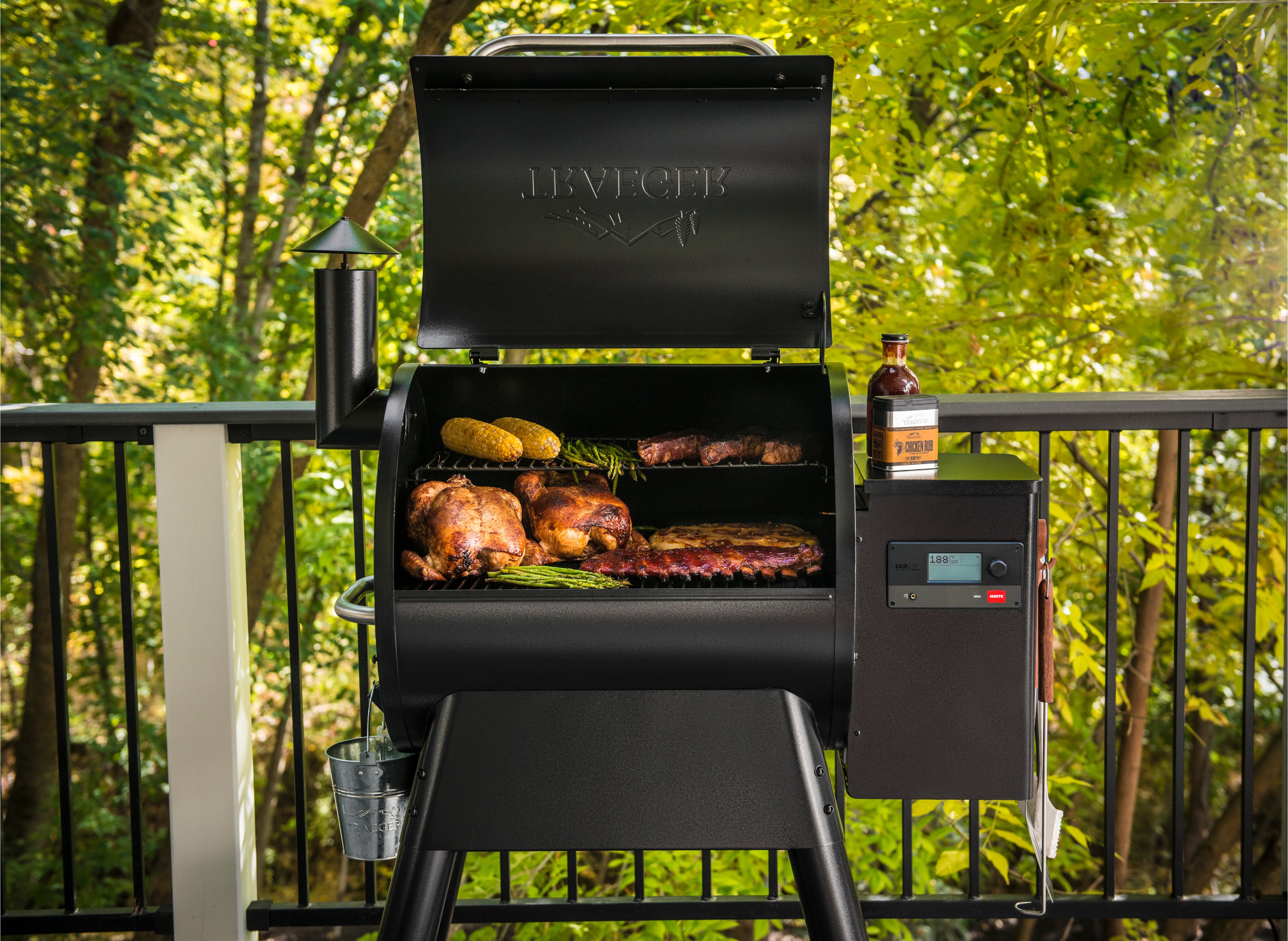 TFB57GLE Traeger Pro 575 Black Pellet Grill 2nd Generation-4