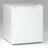 RM17T0W Avanti Compact Refrigerator - White