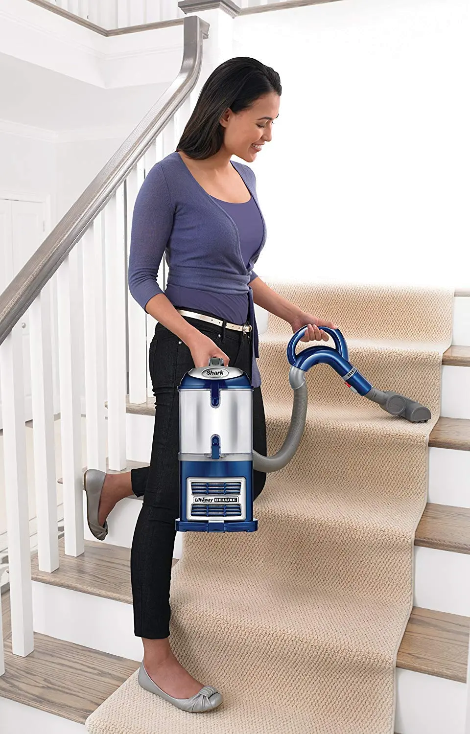 NV360 Shark Navigator Lift-Away Deluxe Upright Vacuum-3