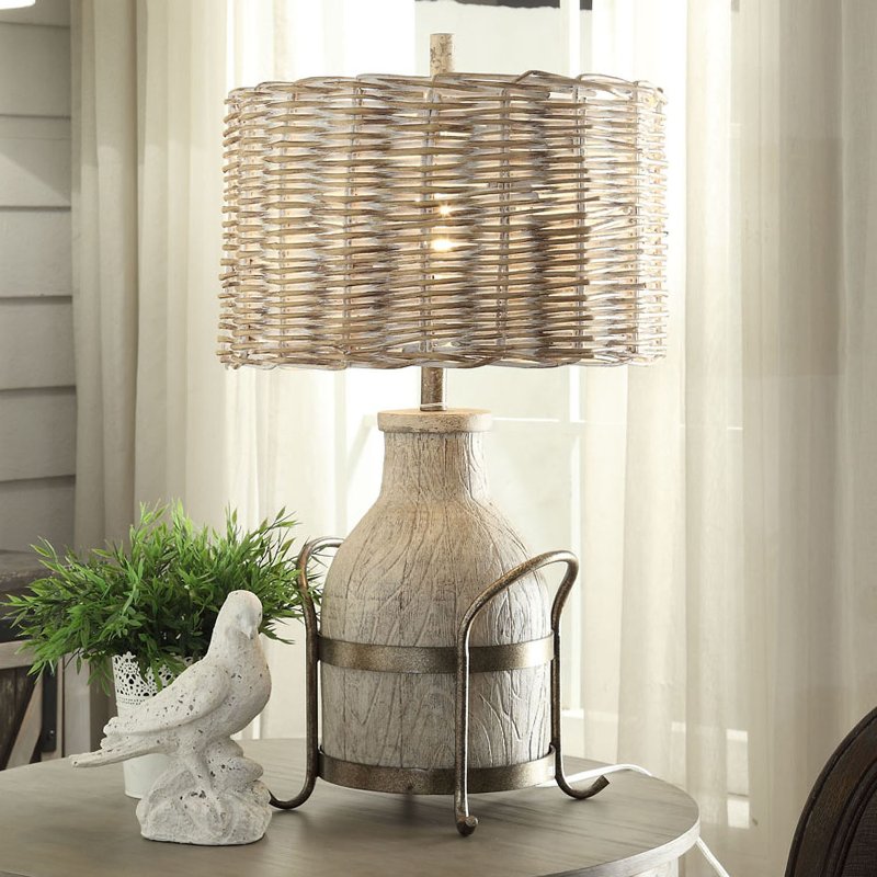 31 Inch Dairy Farm Table Lamp With Iron Accent