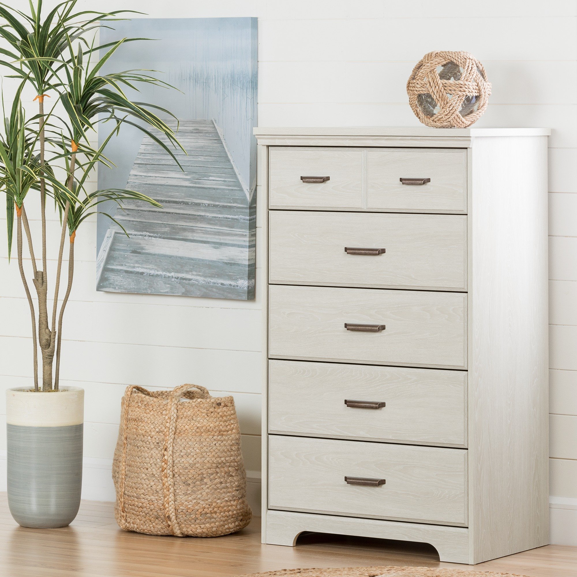 11295 Versa White 5-Drawer Chest-1
