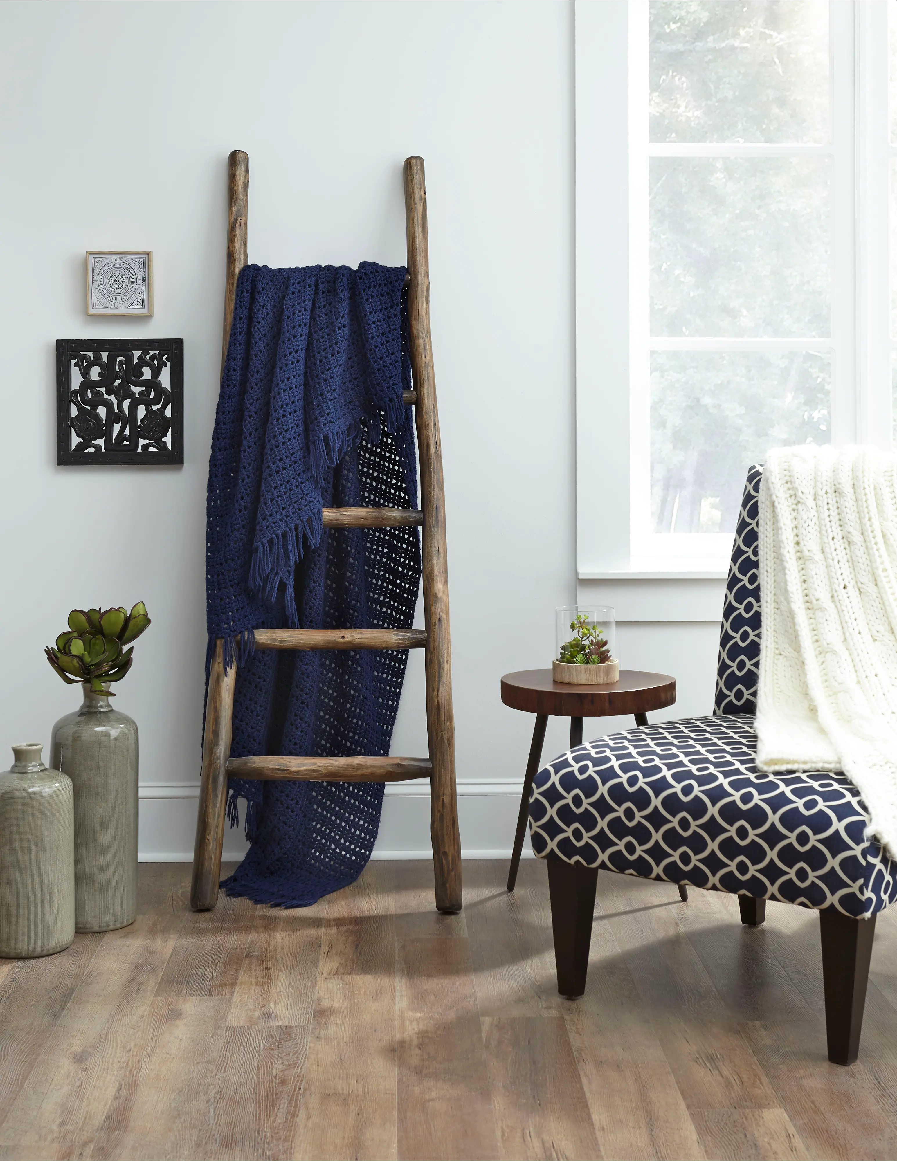 Millie French Roast Eucalyptus Wood Blanket Ladder-1