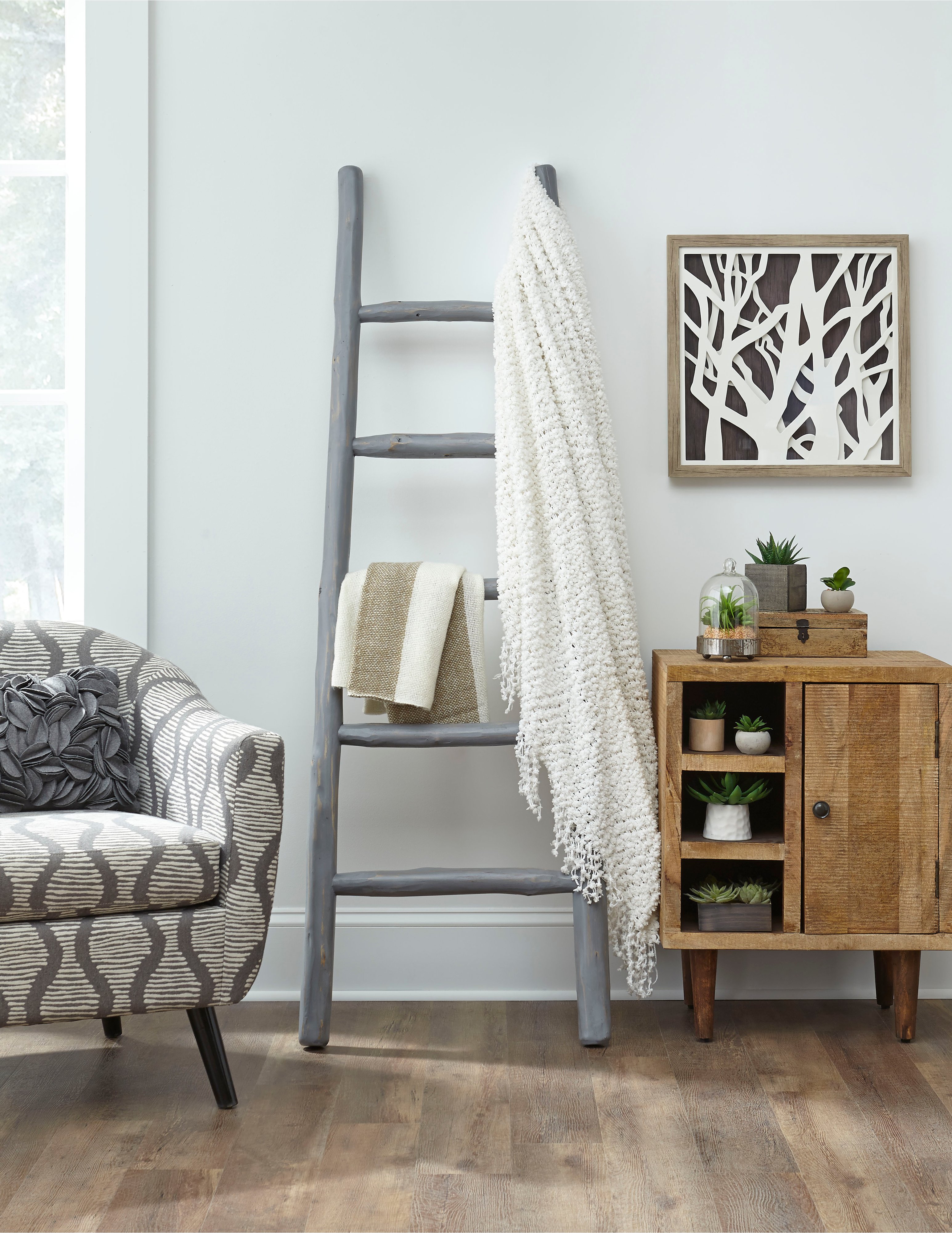 Millie August Gray Eucalyptus Wood Blanket Ladder-1