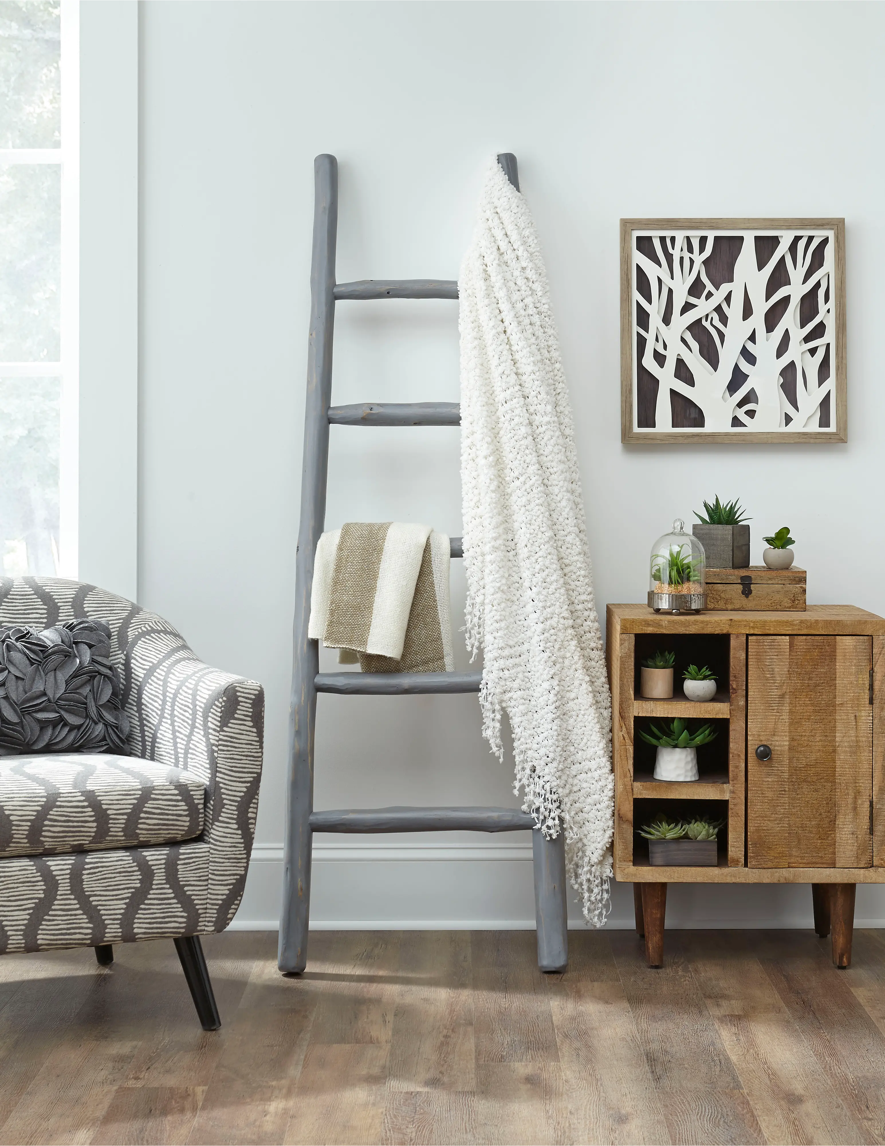 Millie August Gray Eucalyptus Wood Blanket Ladder-1