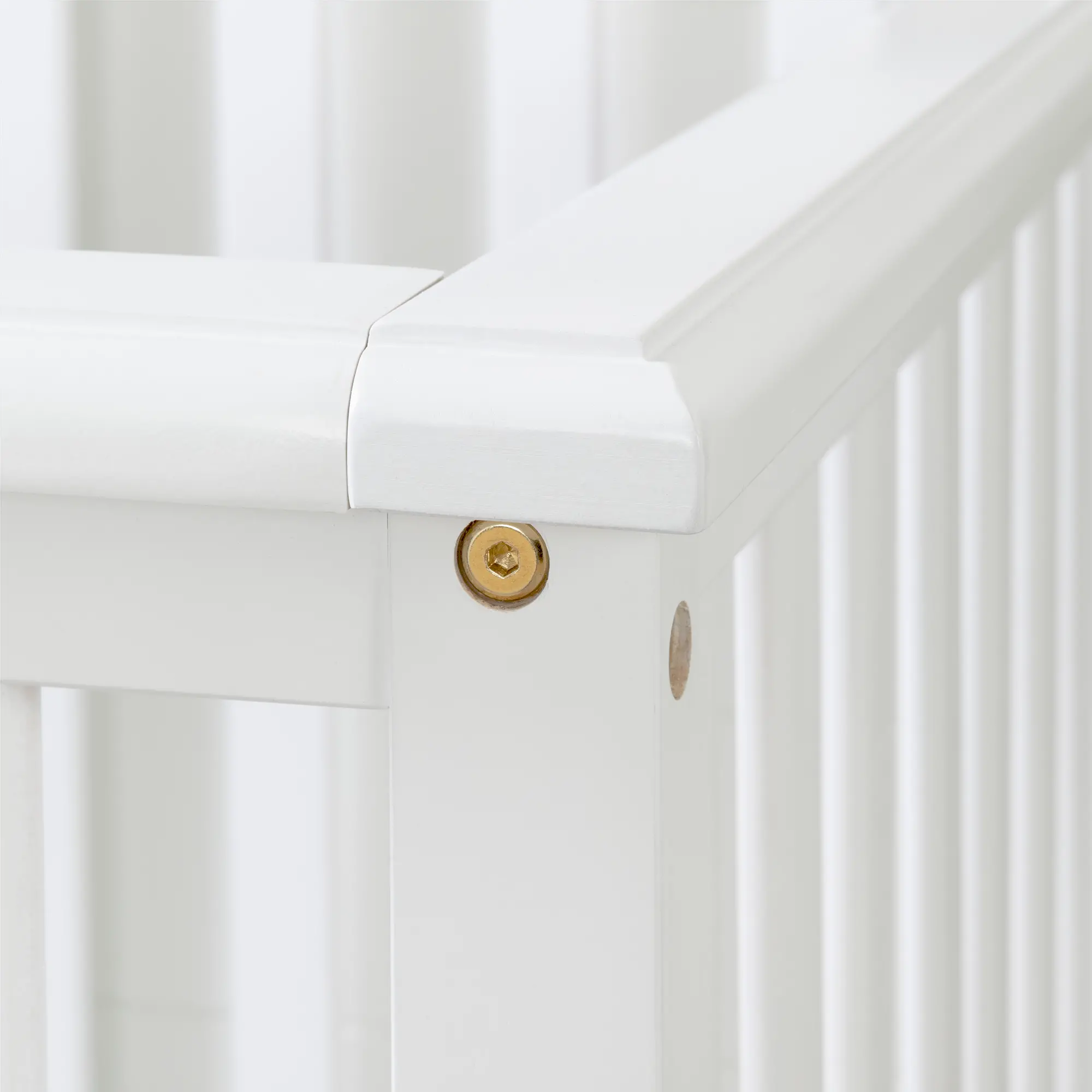 11846 Classic White Crib with Toddler Rail - Savannah-2