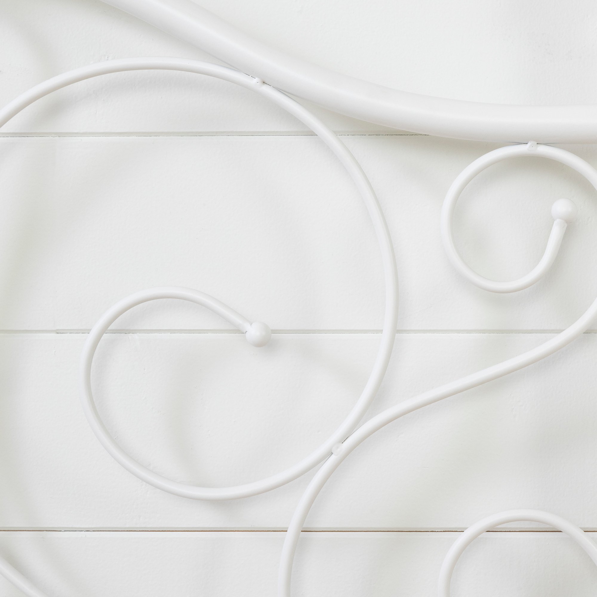12153 Traditional White Twin Metal Bed - Summer Breeze-3