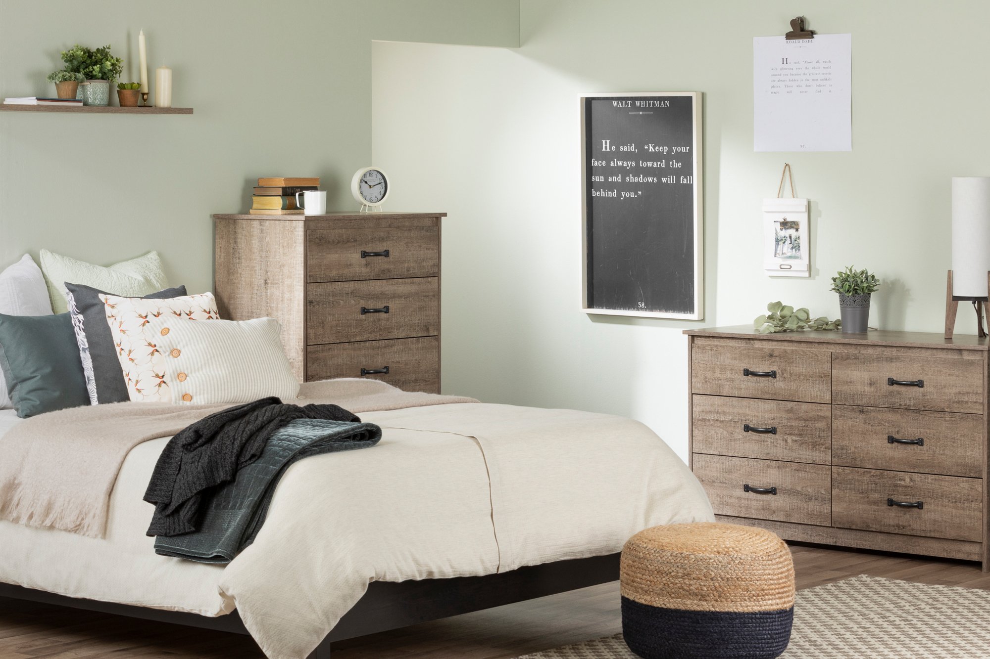 12231 Tassio Farmhouse Weathered Oak Dresser-5