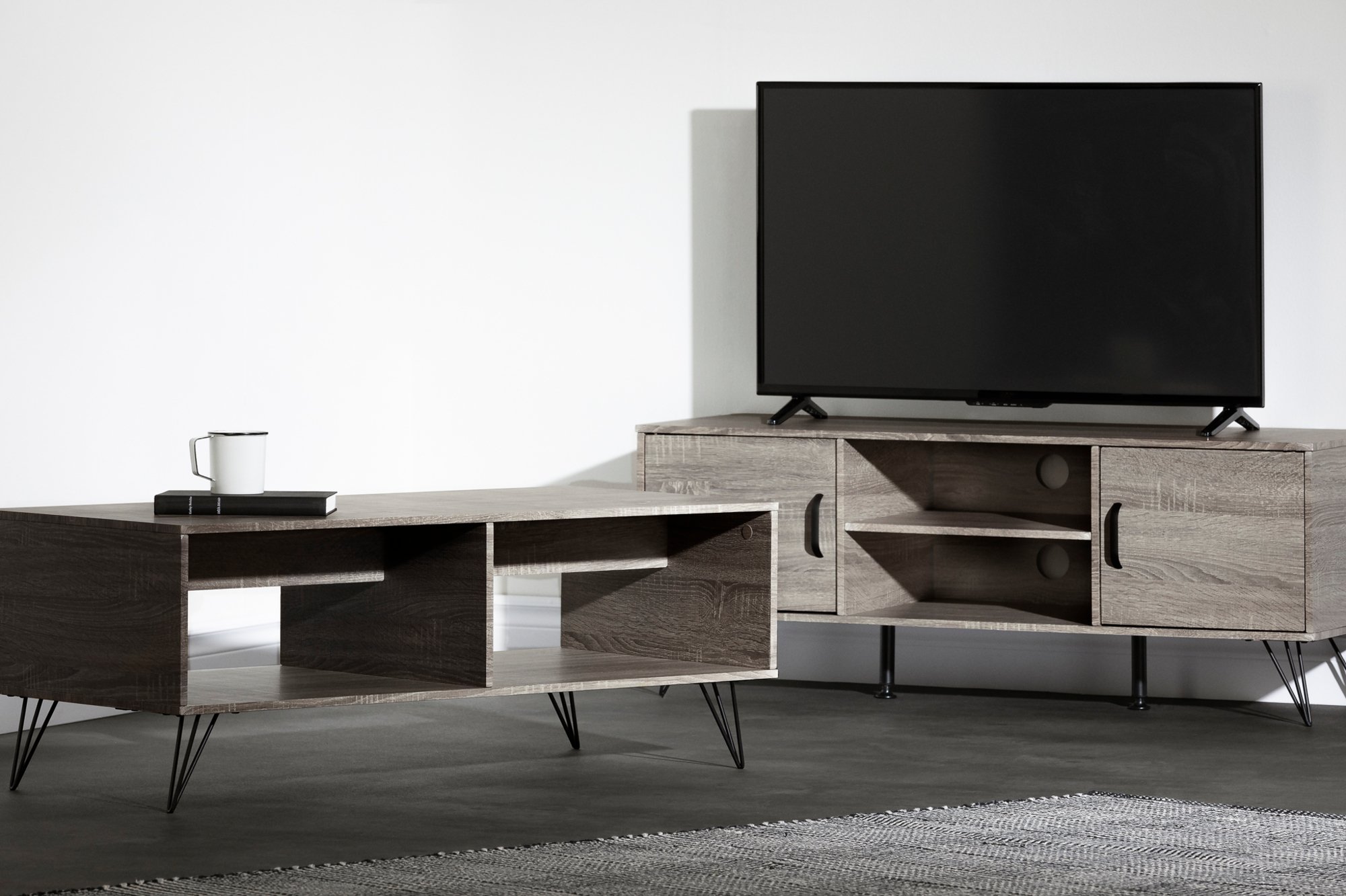 12117 Evane Oak Caramel Coffee Table with Storage-5