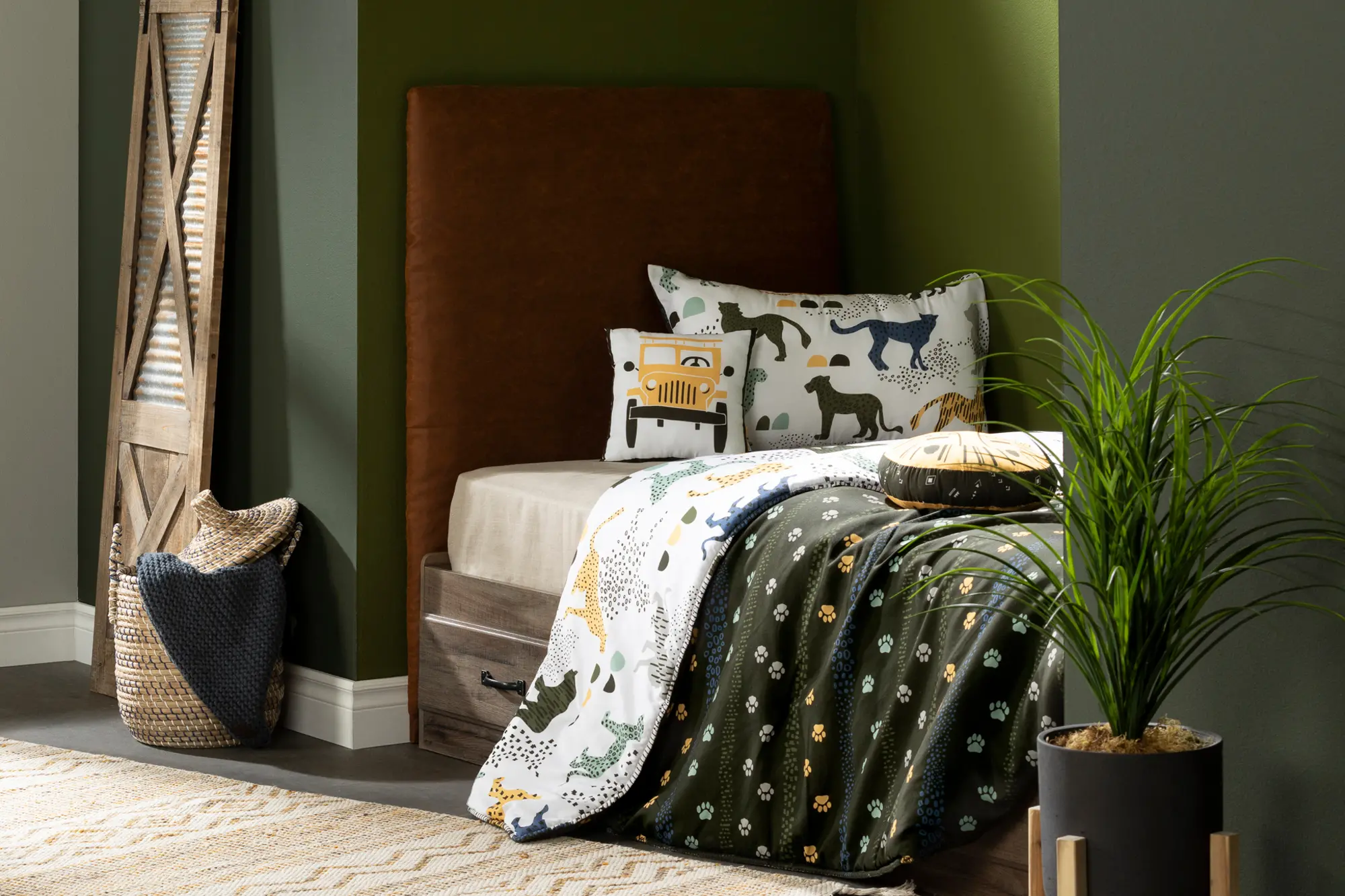 100361 Safari Twin Comforter and Pillowcase - DreamIt-2