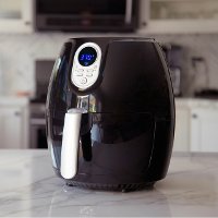 MCAF26DB Magic Chef 2.6 Quart Snack-Size Black Digital Air Fryer-7